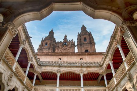 Arquitectura, arte y memoria: Las huellas vivas del patrimonio en la identidad territorial