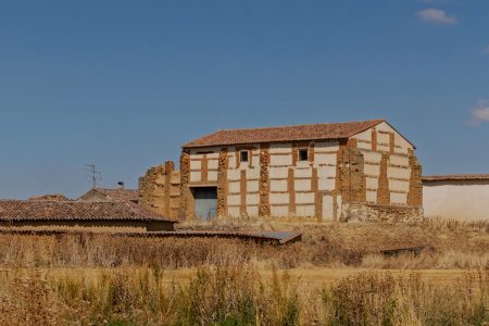 La arquitectura de lo digno: Transformaciones, diseño y cultura en la vivienda social chilena