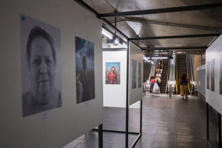 El pulso visual de un continente: Reconceptualizaciones y horizontes del arte contemporáneo latinoamericano