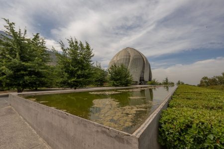 El barroco de la madera y la fe de la piedra: Un recorrido por la arquitectura religiosa en Chile