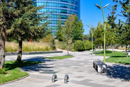 El paisaje urbano como obra viva: Arquitectura, naturaleza e identidad en la ciudad contemporánea