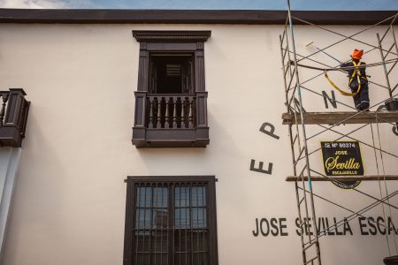 Rescatar la memoria de la piedra: El arte y la ciencia de restaurar edificios patrimoniales en Chile