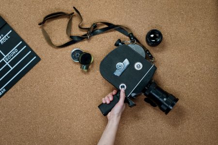 Proyectar la memoria: El cine chileno como archivo vivo del patrimonio visual, urbano y cultural