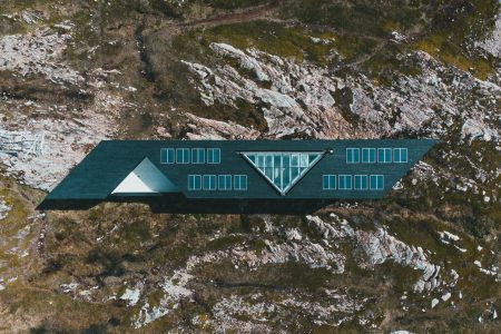 Arquitectura pasiva y sostenibilidad: La redefinición estética del habitar en el territorio contemporáneo